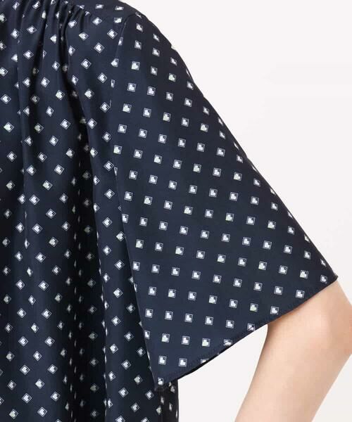 MK MICHEL KLEIN / エムケーミッシェルクラン シャツ・ブラウス | [UVカット/接触冷感/洗える]フレアスリーブ幾何柄ブラウス | 詳細14