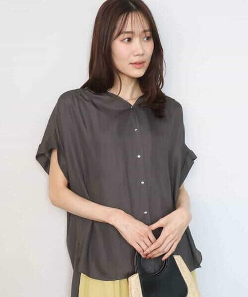 MK MICHEL KLEIN / エムケーミッシェルクラン シャツ・ブラウス | メタル釦デザイン サテン地ブラウス/接触冷感/UVカット/洗える | 詳細1