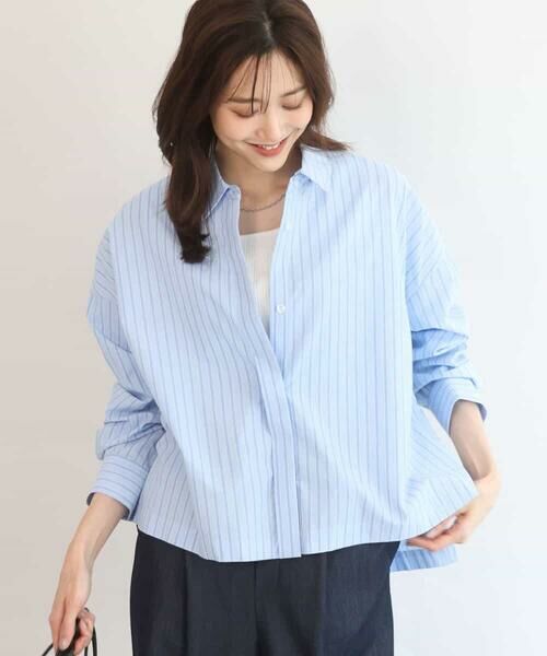 MK MICHEL KLEIN / エムケーミッシェルクラン シャツ・ブラウス | クロップド丈コットンストライプシャツブラウス/洗える（ライトブルー）