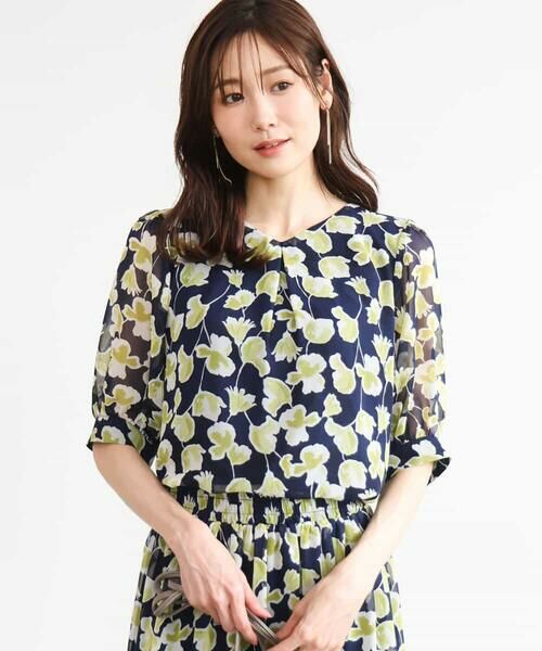 MK MICHEL KLEIN / エムケーミッシェルクラン シャツ・ブラウス | [洗える]アートフラワープリント シフォンブラウス（ネイビー）