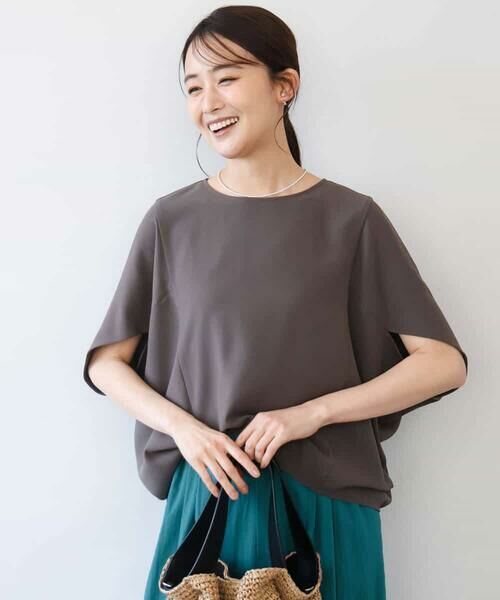 MK MICHEL KLEIN / エムケーミッシェルクラン シャツ・ブラウス | [瞬美シリーズ/UVカット/接触冷感/速乾/洗える]梨地ジョーゼット 変形スリーブブラウス | 詳細11