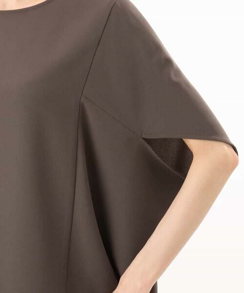 MK MICHEL KLEIN / エムケーミッシェルクラン シャツ・ブラウス | [瞬美シリーズ/UVカット/接触冷感/速乾/洗える]梨地ジョーゼット 変形スリーブブラウス | 詳細20