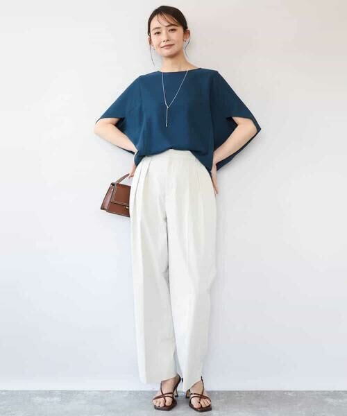 MK MICHEL KLEIN / エムケーミッシェルクラン シャツ・ブラウス | [瞬美シリーズ/UVカット/接触冷感/速乾/洗える]梨地ジョーゼット 変形スリーブブラウス | 詳細4