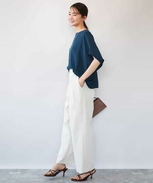 MK MICHEL KLEIN / エムケーミッシェルクラン シャツ・ブラウス | [瞬美シリーズ/UVカット/接触冷感/速乾/洗える]梨地ジョーゼット 変形スリーブブラウス | 詳細5