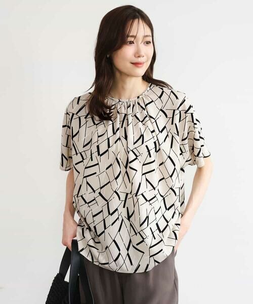 MK MICHEL KLEIN / エムケーミッシェルクラン シャツ・ブラウス | [接触冷感/洗える]アートプリントブラウス（ベージュ）