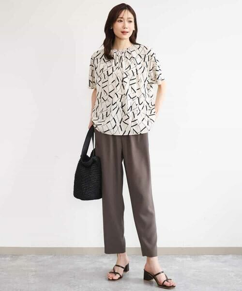 MK MICHEL KLEIN / エムケーミッシェルクラン シャツ・ブラウス | [接触冷感/洗える]アートプリントブラウス | 詳細4