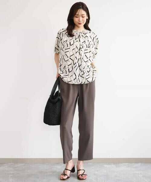 MK MICHEL KLEIN / エムケーミッシェルクラン シャツ・ブラウス | [接触冷感/洗える]アートプリントブラウス | 詳細5