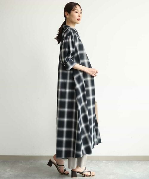 MK MICHEL KLEIN / エムケーミッシェルクラン ロング・マキシ丈ワンピース | [洗える]オンブレチェック柄シャツワンピース（ネイビー）