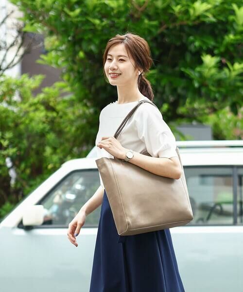 MK MICHEL KLEIN BAG / エムケーミッシェルクランバッグ トートバッグ | [A4サイズ対応]カウレザーBIGトートバッグ（ベージュ）
