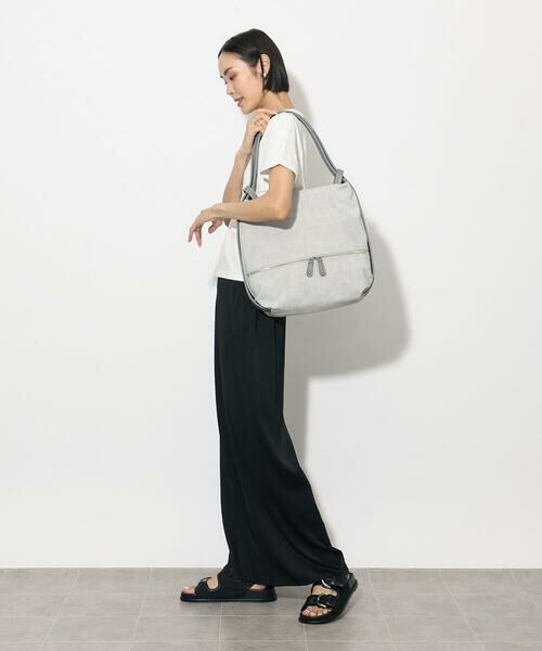 MK MICHEL KLEIN BAG / エムケーミッシェルクランバッグ トートバッグ | [2WAY/A4サイズ対応]シルバーラメアクセント変形トートバッグ | 詳細24