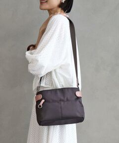 MK MICHEL KLEIN BAG / エムケーミッシェルクランバッグ ショルダーバッグ | [撥水/500g以下の軽量]アクセントレザーコンパクトショルダーバッグ