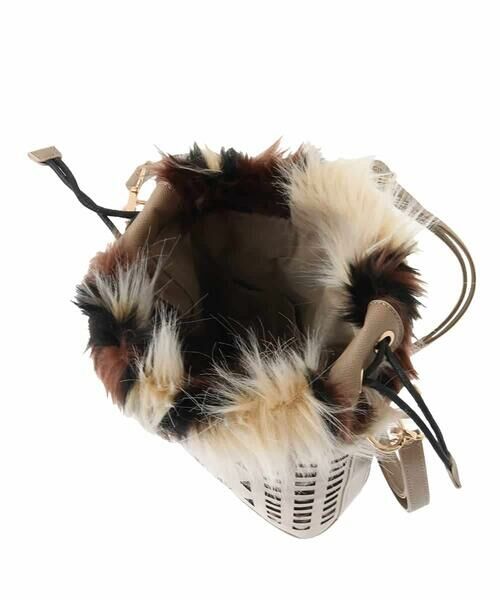 MK MICHEL KLEIN BAG / エムケーミッシェルクランバッグ ショルダーバッグ | [2WAY]ファー巾着パンチングショルダーバッグ | 詳細11
