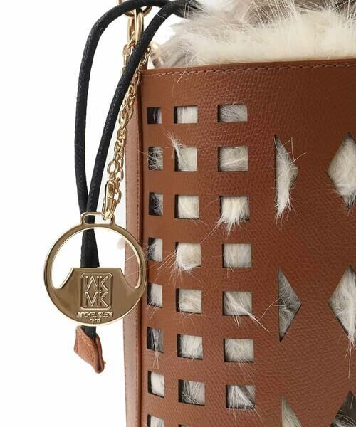 MK MICHEL KLEIN BAG / エムケーミッシェルクランバッグ ショルダーバッグ | [2WAY]ファー巾着パンチングショルダーバッグ | 詳細4