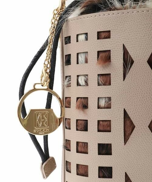 MK MICHEL KLEIN BAG / エムケーミッシェルクランバッグ ショルダーバッグ | [2WAY]ファー巾着パンチングショルダーバッグ | 詳細9