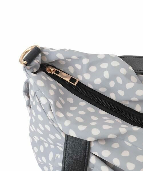 MK MICHEL KLEIN BAG / エムケーミッシェルクランバッグ トートバッグ | [2WAY/軽量/多機能ポケット]ニュアンス柄タックデザイントートバッグ | 詳細5