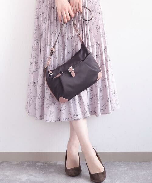 MK MICHEL KLEIN BAG / エムケーミッシェルクランバッグ ショルダーバッグ | [撥水/軽量]レザーポイントナイロンショルダーバッグ（ブラウン×ピンク）