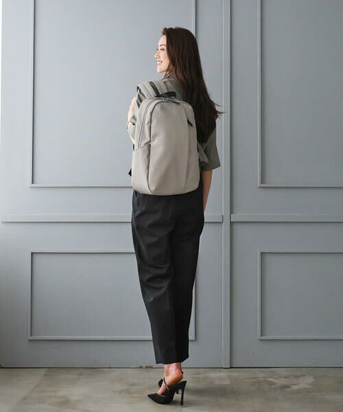 MK MICHEL KLEIN BAG / エムケーミッシェルクランバッグ リュック・バックパック | [A4収納可/カラビナ付き]センターポケットデザインリュック | 詳細12