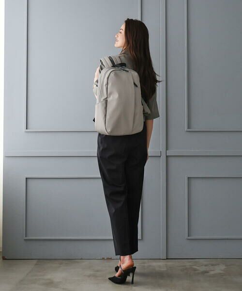 MK MICHEL KLEIN BAG / エムケーミッシェルクランバッグ リュック・バックパック | [A4収納可/カラビナ付き]センターポケットデザインリュック | 詳細13