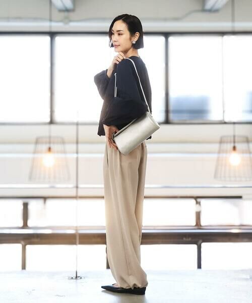 MK MICHEL KLEIN BAG / エムケーミッシェルクランバッグ ショルダーバッグ | [300g以下の軽量]カウレザーシリンダーバッグ | 詳細21