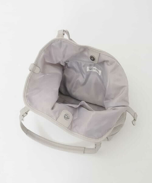 MK MICHEL KLEIN BAG / エムケーミッシェルクランバッグ トートバッグ | [2WAY/500g以下の軽量]ベルトデザインパンチングトート | 詳細13