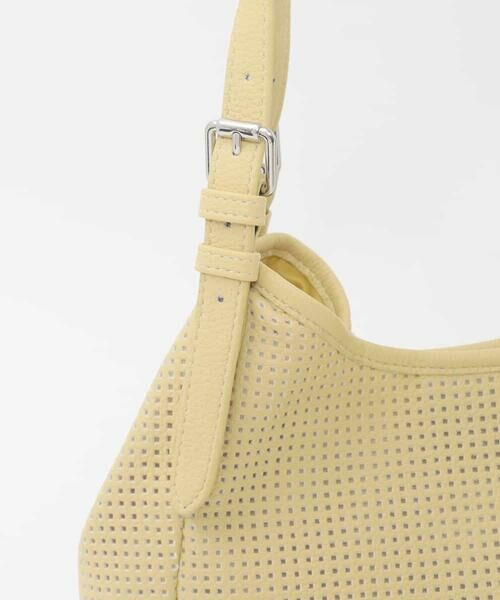 MK MICHEL KLEIN BAG / エムケーミッシェルクランバッグ トートバッグ | [2WAY/500g以下の軽量]ベルトデザインパンチングトート | 詳細5