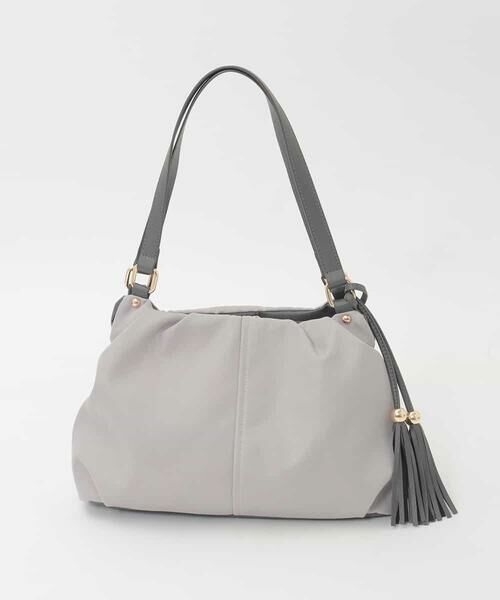 MK MICHEL KLEIN BAG / エムケーミッシェルクランバッグ トートバッグ | タッセル付きタックデザイントートバッグ（グレー）
