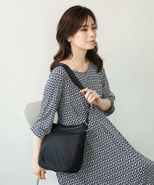 MK MICHEL KLEIN BAG / エムケーミッシェルクランバッグ ショルダーバッグ | [撥水/軽量]ラウンドデザインレザーナイロンショルダー | 詳細15