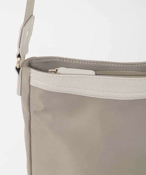 MK MICHEL KLEIN BAG / エムケーミッシェルクランバッグ ショルダーバッグ | [撥水/軽量]ラウンドデザインレザーナイロンショルダー | 詳細3