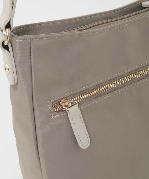 MK MICHEL KLEIN BAG / エムケーミッシェルクランバッグ ショルダーバッグ | [撥水/軽量]ラウンドデザインレザーナイロンショルダー | 詳細4