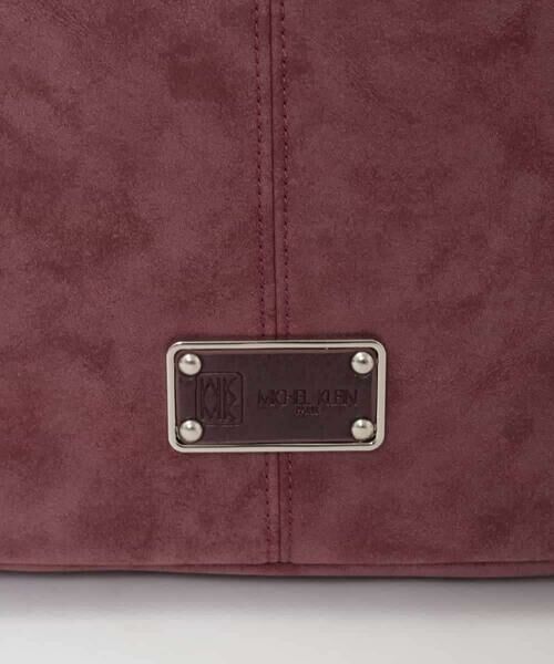 MK MICHEL KLEIN BAG / エムケーミッシェルクランバッグ ショルダーバッグ | [2WAY]スエード風メタルタグアクセントショルダーバッグ | 詳細10