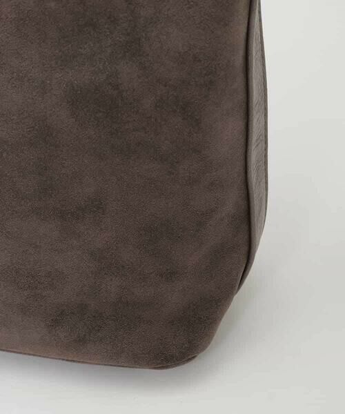 MK MICHEL KLEIN BAG / エムケーミッシェルクランバッグ ショルダーバッグ | [2WAY]スエード風メタルタグアクセントショルダーバッグ | 詳細7