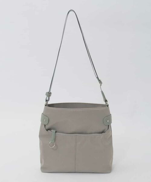 MK MICHEL KLEIN BAG / エムケーミッシェルクランバッグ ショルダーバッグ | 【撥水/軽量】アクセントレザースクエアショルダーバッグ（グリーン）