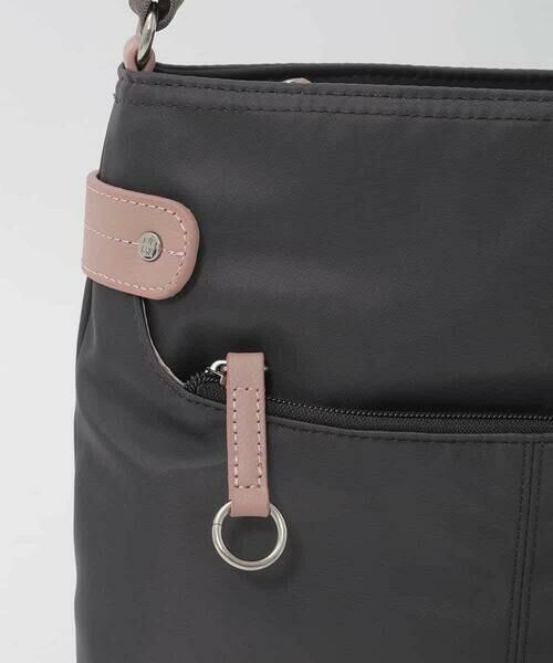 MK MICHEL KLEIN BAG / エムケーミッシェルクランバッグ ショルダーバッグ | 【撥水/軽量】アクセントレザースクエアショルダーバッグ | 詳細11