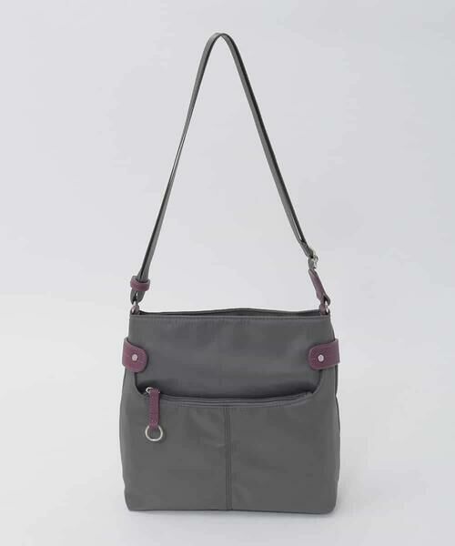 MK MICHEL KLEIN BAG / エムケーミッシェルクランバッグ ショルダーバッグ | 【撥水/軽量】アクセントレザースクエアショルダーバッグ（グレー）