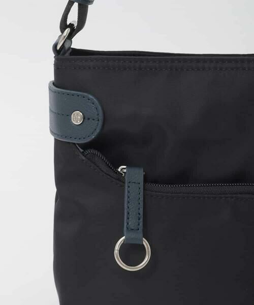 MK MICHEL KLEIN BAG / エムケーミッシェルクランバッグ ショルダーバッグ | 【撥水/軽量】アクセントレザーコンパクトショルダーバッグ | 詳細13