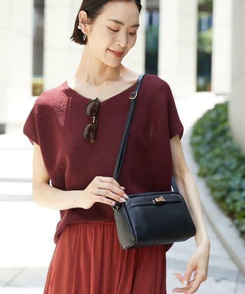 MK MICHEL KLEIN BAG / エムケーミッシェルクランバッグ ショルダーバッグ | [軽量]カウレザースクエアミニショルダー（ブラック）