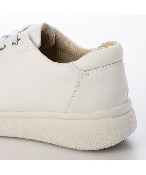 希少❗️MOSCHINO 厚底　スニーカー　レースアップ　ゴールド　イタリア製 厚底レースアップスニーカー （スニーカー）｜MODE ET JACOMO