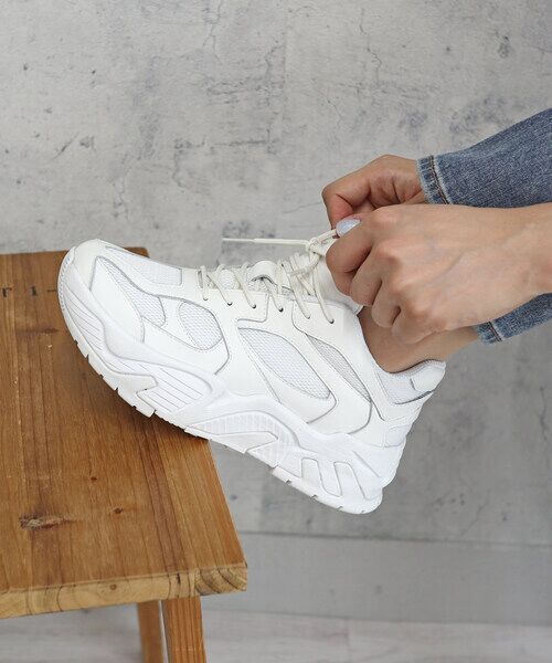 MODE KAORI/モードカオリ ヒールアップスニーカー21518 ホワイト 23cm