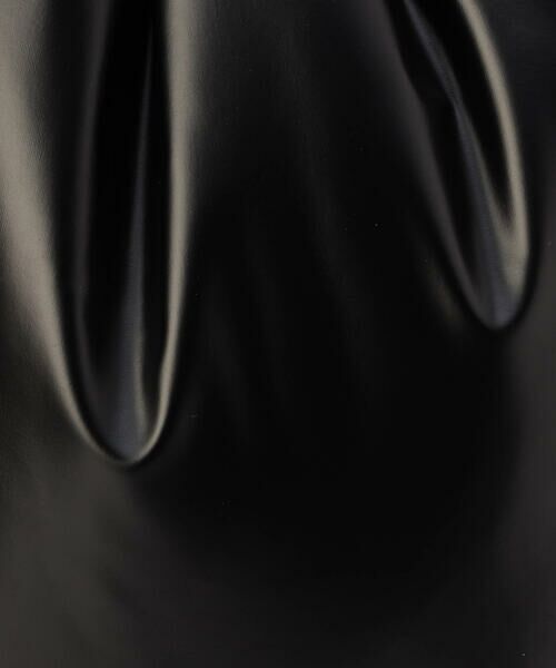 MONO COMME CA / モノコムサ ショルダーバッグ | チャーム付き パデッド巾着ショルダー | 詳細5