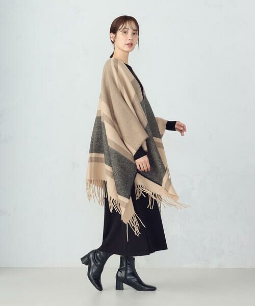MONO COMME CA/モノコムサ ボーダー柄 ポンチョストール ベージュ系 F MONO COMME CA/モノコムサ ボーダー柄 ポンチョストール ベージュ系 F