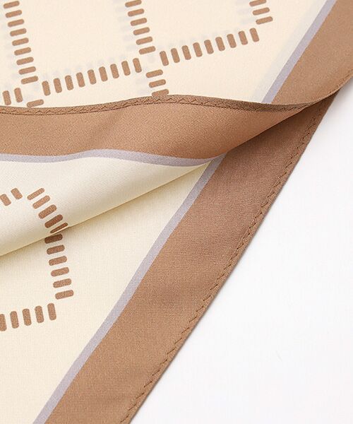 MOONBAT / ムーンバット バンダナ・スカーフ | 【シルク100%】ダイアゴナルチェック 格子柄 シルクプリントスカーフ 58cm×58cm | 詳細3