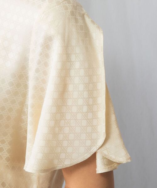 NARACAMICIE / ナラカミーチェ シャツ・ブラウス | 【NARACAMICIE】織り柄サテンチューリップスリーブ半袖ブラウス | 詳細12