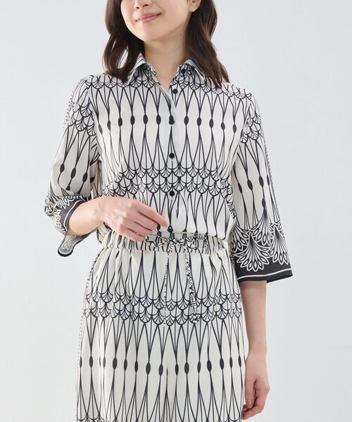 NARACAMICIE / ナラカミーチェ シャツ・ブラウス | 【NARACAMICIE】ライン幾何柄シャツ衿七分袖ブラウス（オフホワイト）