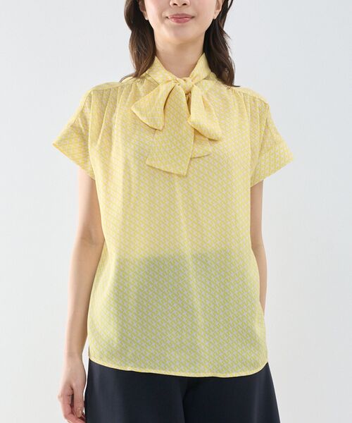 NARACAMICIE / ナラカミーチェ シャツ・ブラウス | 【NARACAMICIE】幾何柄ジョーゼットボウタイ半袖ブラウス（イエロー）