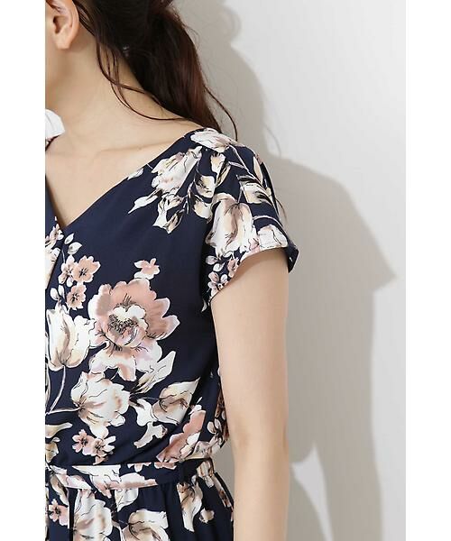 フラワープリントワンピース ワンピース Natural Beauty Basic ナチュラルビューティーベーシック ファッション通販 タカシマヤファッションスクエア