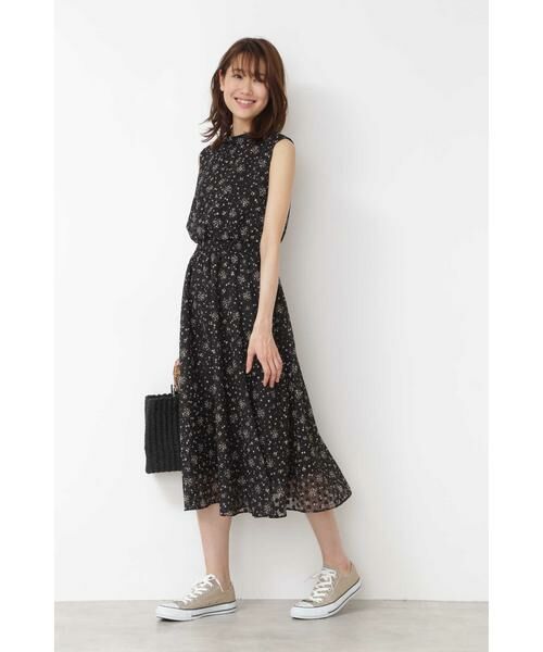 洗える ドットジャガードフラワープリントワンピース ワンピース Natural Beauty Basic ナチュラルビューティーベーシック ファッション通販 タカシマヤファッションスクエア