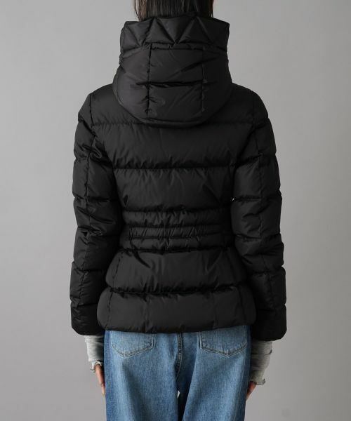 MONCLER】AVOCEショートダウンジャケット （テーラード
