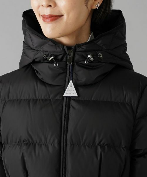 MONCLER】AVOCEショートダウンジャケット （テーラード