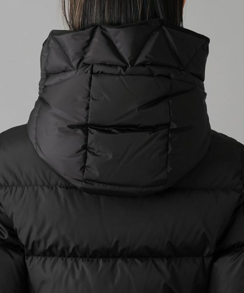 MONCLER AVOCE ショートダウンジャケット ブラック 20931A00151539ZD778_1new.jpg