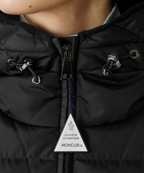 MONCLER】AVOCEショートダウンジャケット (テーラード MONCLER】AVOCEショートダウンジャケット (テーラード